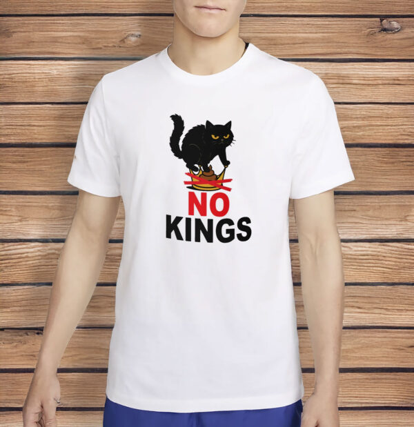 Funny Anti-Monarchy Protest Tee, No Kings in America Black Cat Shirt