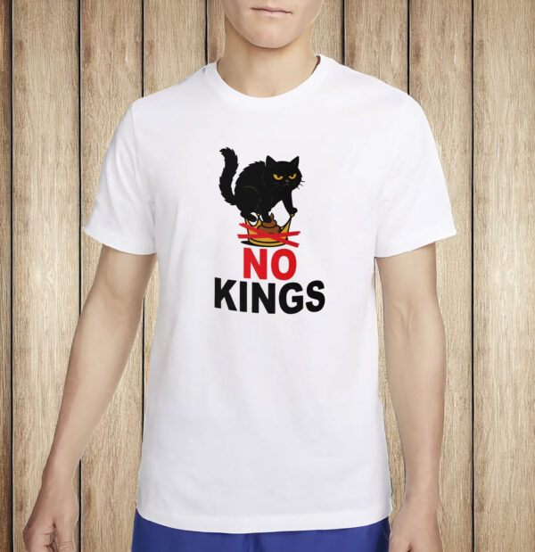 Funny Anti-Monarchy Protest Tee, No Kings in America Black Cat Shirt