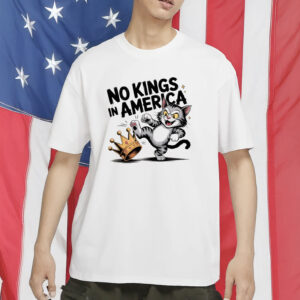 Funny Political Meme Patriotic Tee, No Kings in America Cat T-Shirt