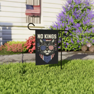 No Kings Flag – Patriotic Cat Garden Flag
