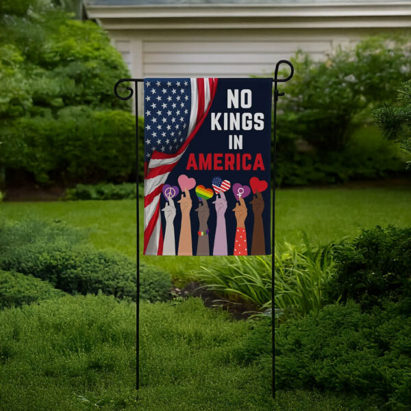 No Kings Garden Flag – Anti-Authoritarian Patriotic Yard Flag