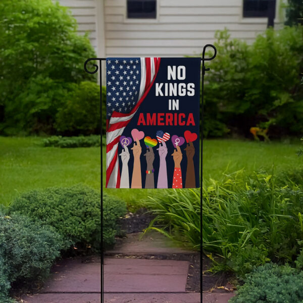 No Kings Garden Flag – Anti-Authoritarian Patriotic Yard Flag