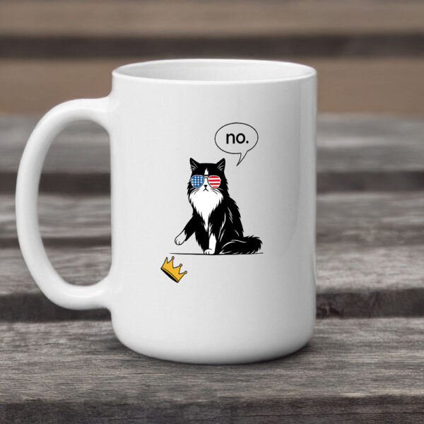 Patriotic Anti-Monarchy Protest Design, Funny No Kings Cat Mug
