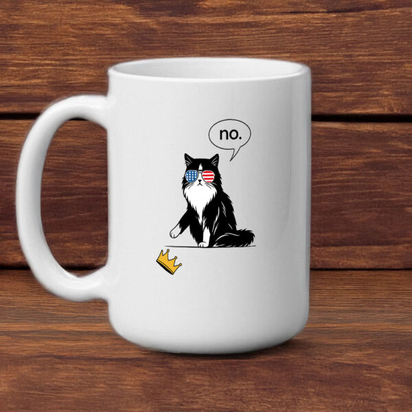 Patriotic Anti-Monarchy Protest Design, Funny No Kings Cat Mug