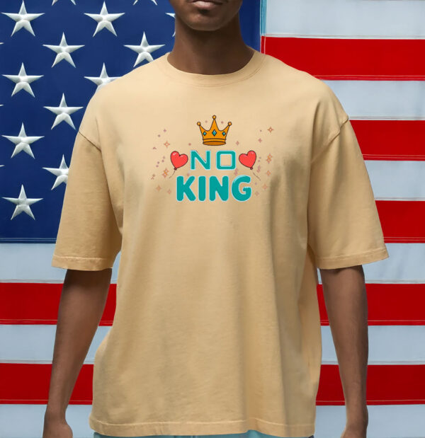 Retro No Kings Protest Shirt - Vintage Patriotic Tee - Independence Day Political T-Shirt