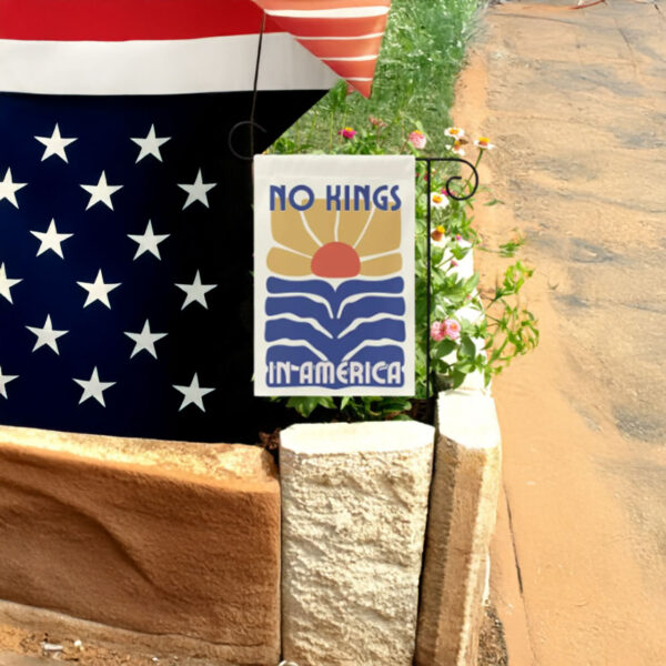 no kings in america garden flag