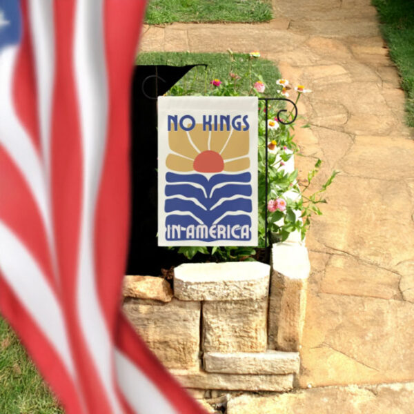 no kings in america garden flag